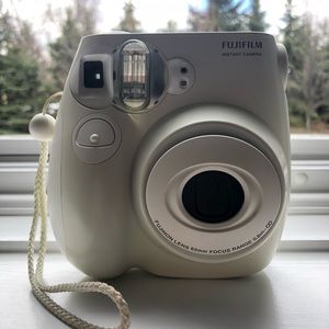 POLAROID WHITE